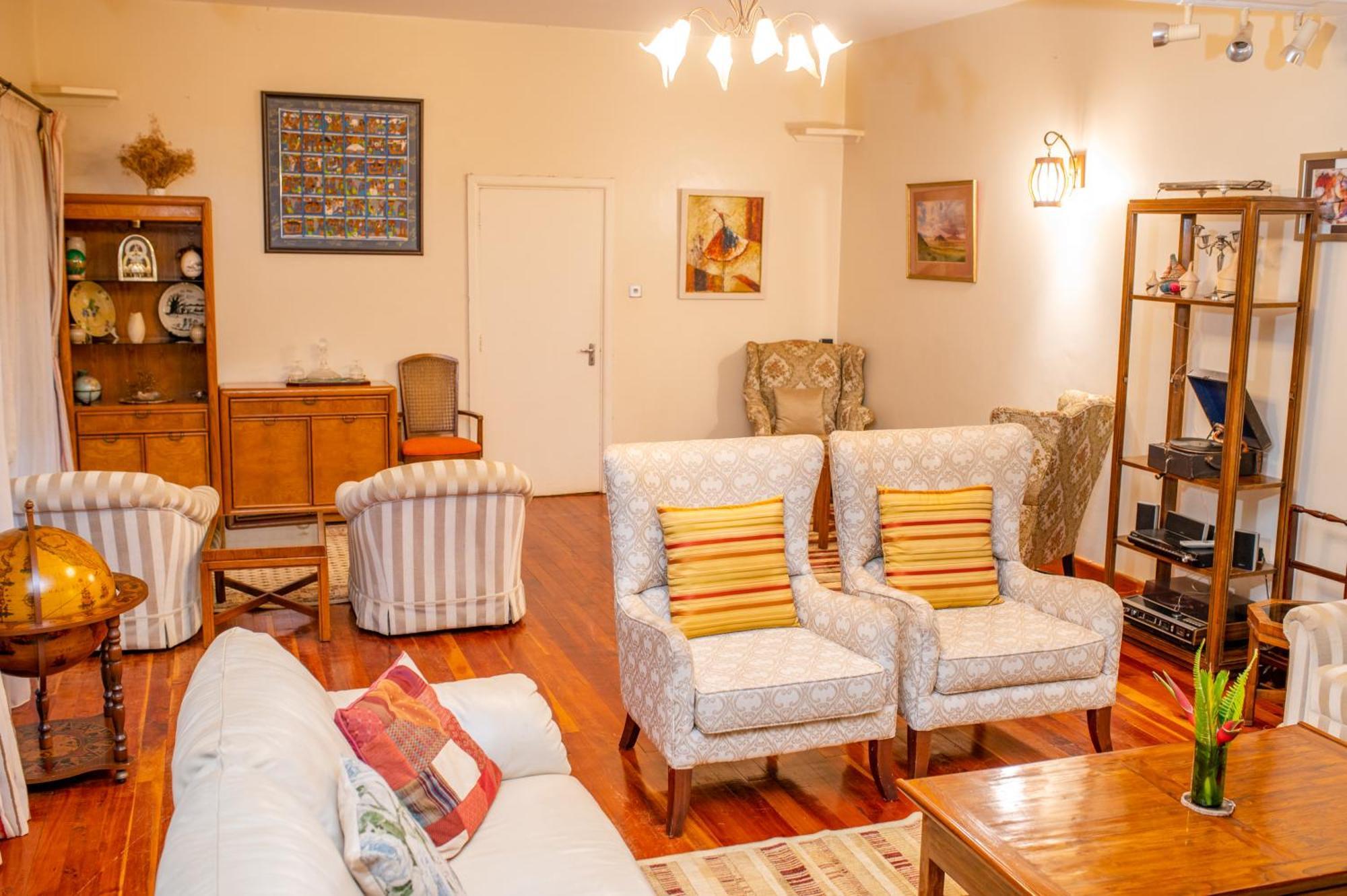 Hotel Zereniti House Muyaka Zewnętrze zdjęcie